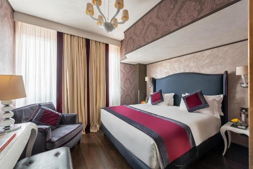 Carnival Palace Hotel image 26